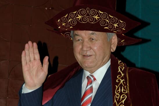Өмірзақ ағамыздың сөзін өмірлік аманаттай қабылдадым - Азат Перуашев