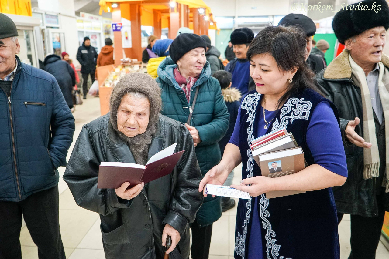 Елордада кітапханашылар «Айттым сәлем, Қаламқас» атты жаңа акция ұйымдастырды