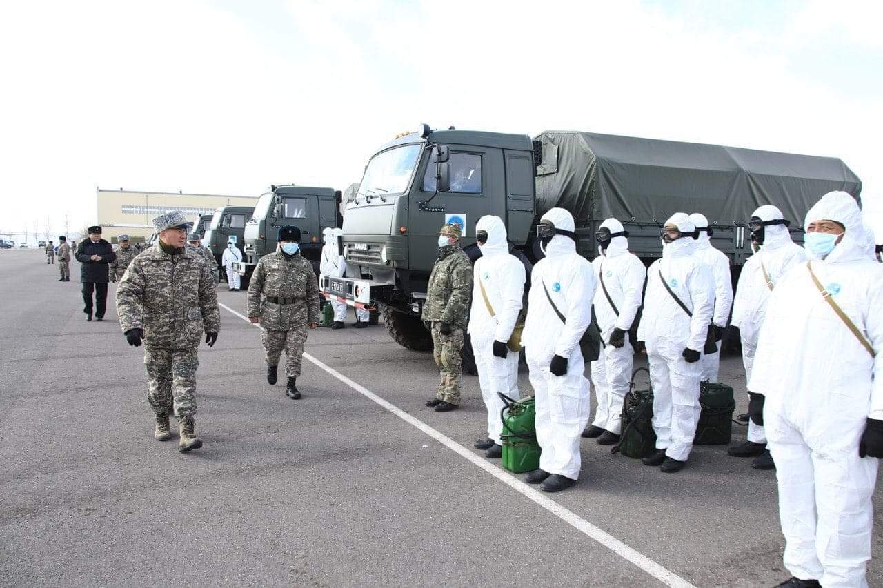 Қазақстан Қарулы Күштерінің әскери қызметшілері блок-бекеттерді күшейтуге қатысады