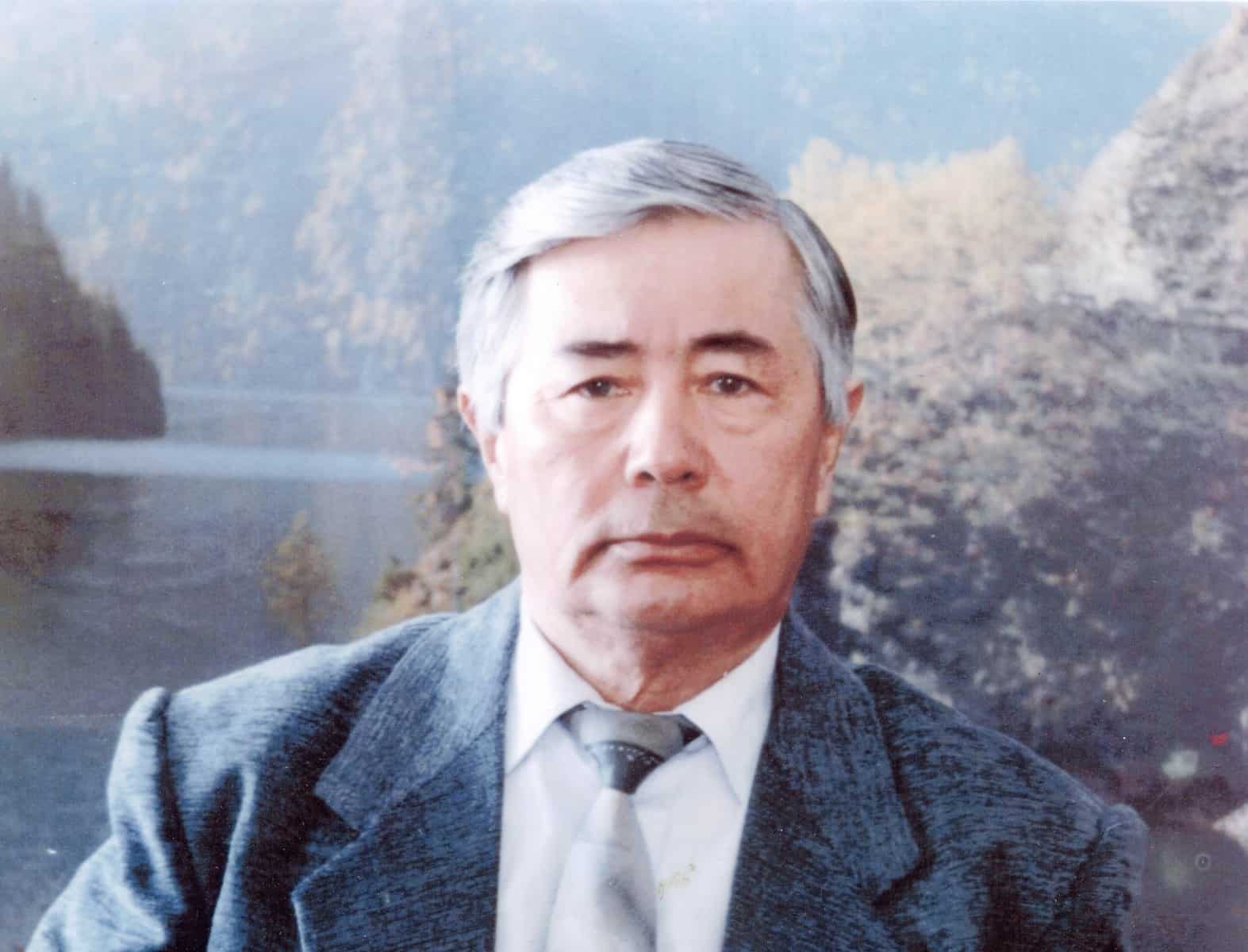 АСҚАР ТАУДЫҢ АСЫЛ ТАСЫНДАЙ АЗАМАТ ЕДІ