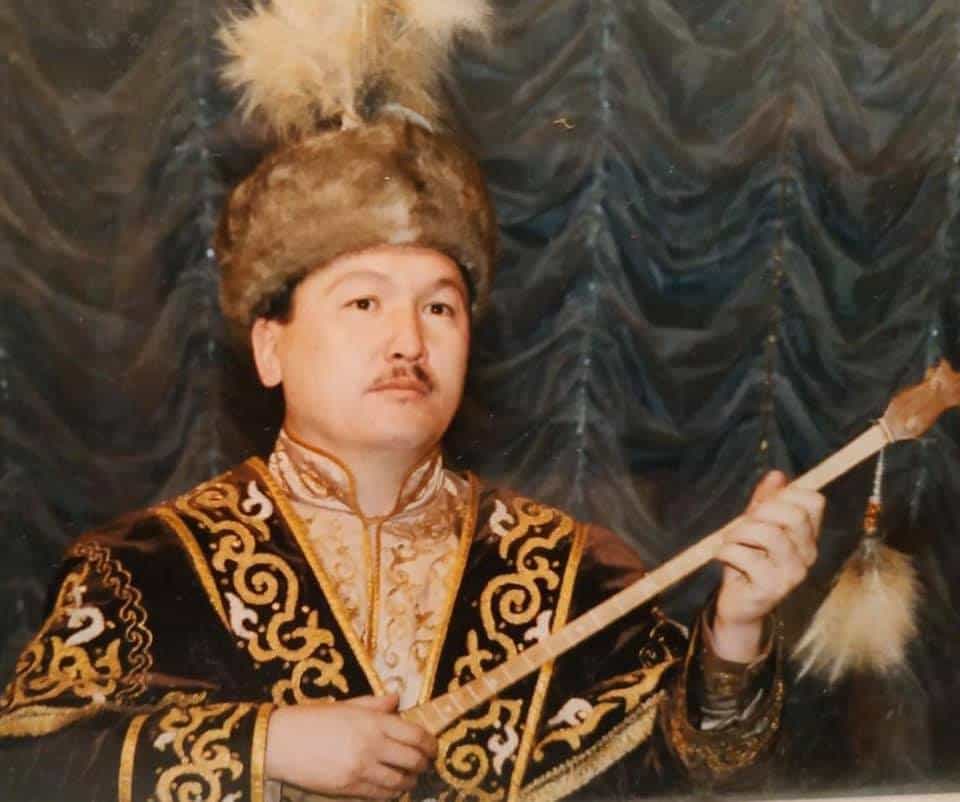 Әнші Ерлан Стамғазиев те өмірден өтті...