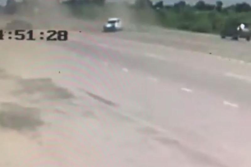 Қостанайда полиция көлігімен болған жол апатының видеосы жарияланды