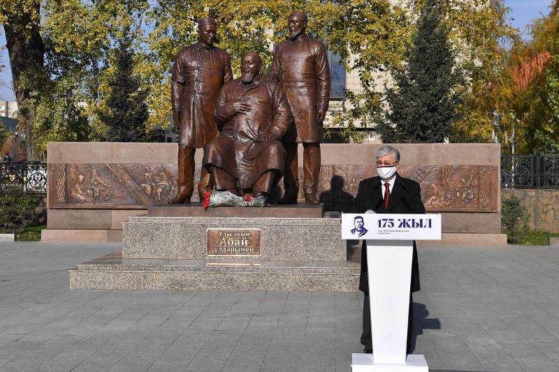 Үздік білім ордасына айналатын «Абай мектебін» ашу керек - Тоқаев