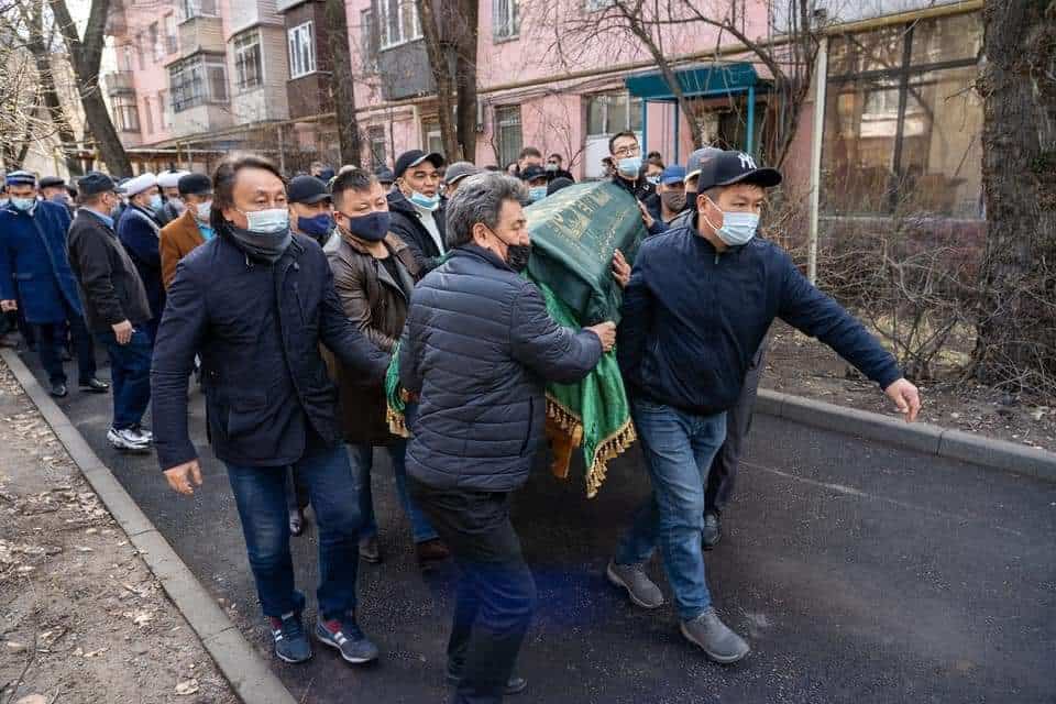Халық нағыз Халық жазушысы Қабдеш Жұмәділмен қоштасты (видео)