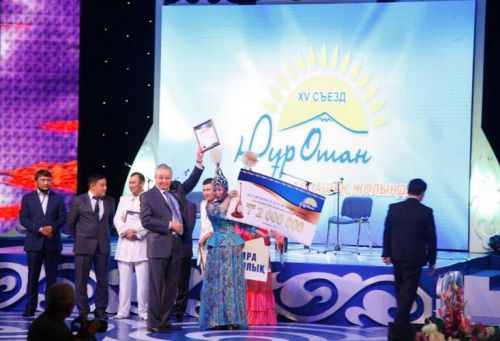 Астанада өткен айтыс аламанының бас жүлдегері – Айнұр Тұрсынбаева