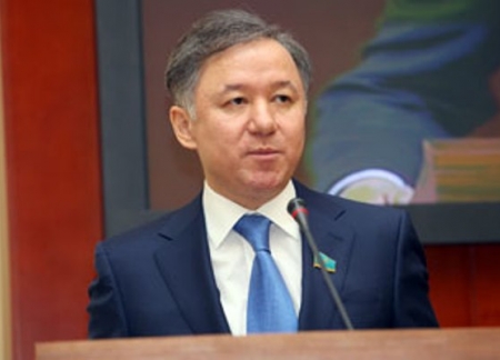 Мәжіліс спикері Мәке, Бәке дегенді қоюды сұрады