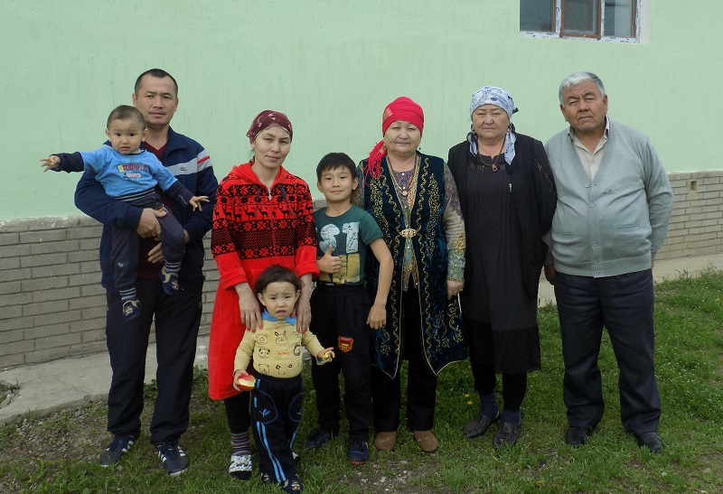 Ажалдан аман қалған сарбаздың ата-анасы Елбасыға хат жолдады