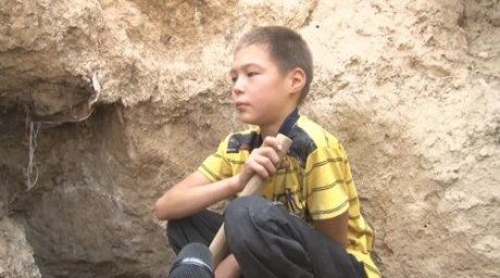 Оқушы үйінің бақшасынан құнды тарихи жәдігер тапқан